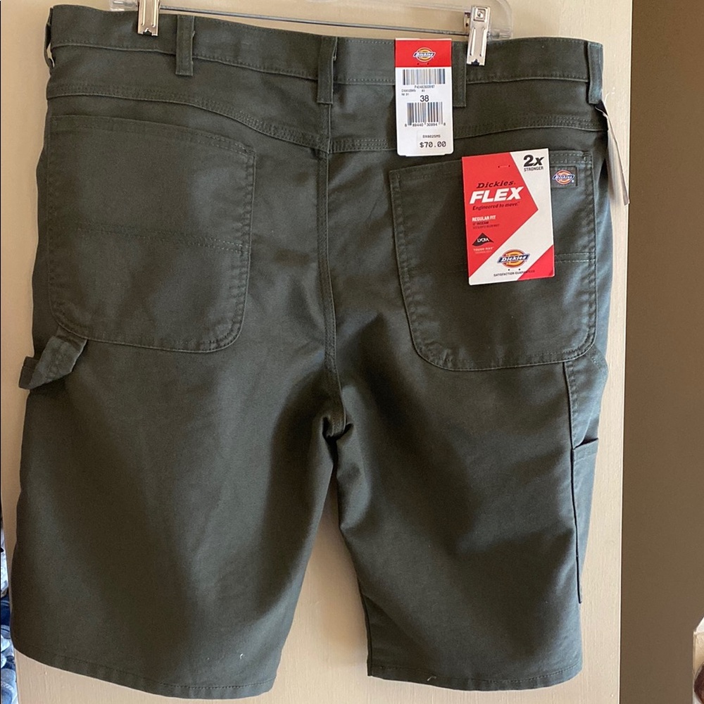 NWT Dickies Men's Green Flex Shorts
